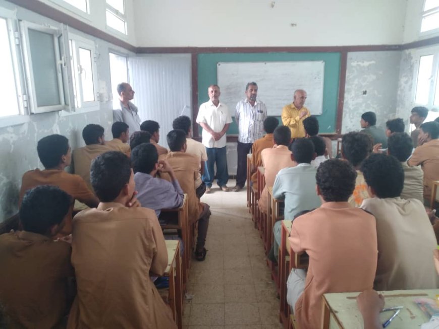 مدير التربية بلودر يتفقد التعليم بثانوية عمر بن عبدالعزيز الحضن ويشيد بجهود الإدارة والمعلمين