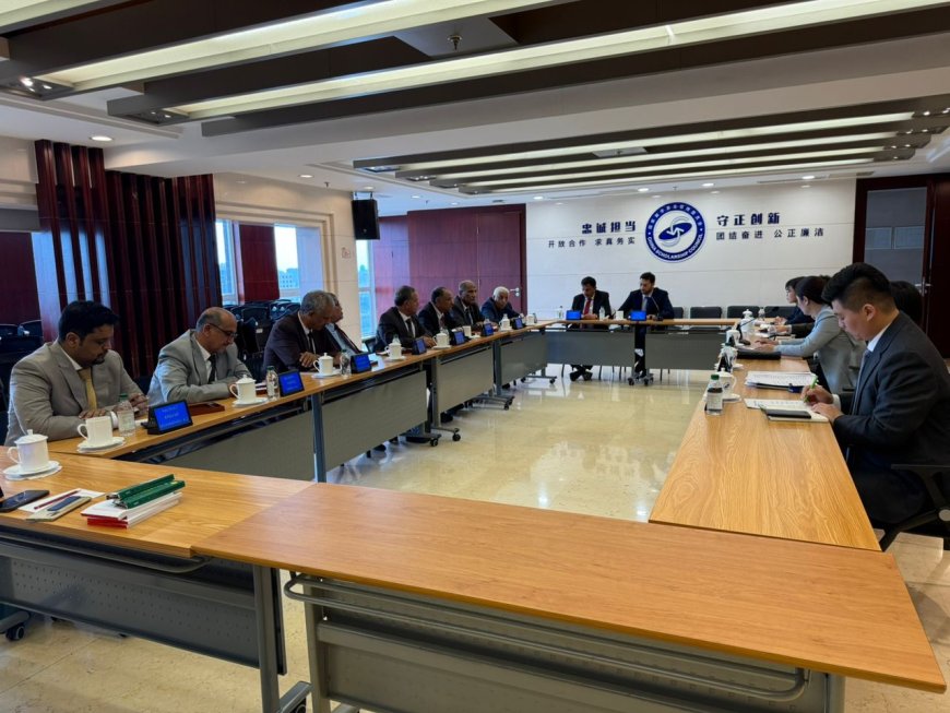 الوفد الأكاديمي اليمني يختتم زيارته للصين بلقاء مجلس المنح الصيني وزيارة جامعة الشعب