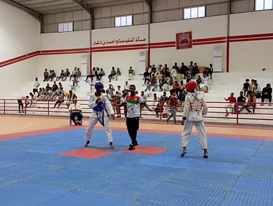بدء مواجهات تصفيات بطولة كأس حضرموت للعبة التايكوندو في نسختها الأولى بصالة نادي شعب حضرموت