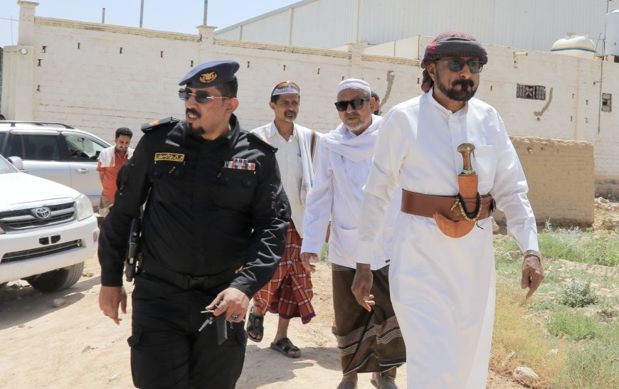 مدير عام شبام يحدد موقع مشروع توسعة سوق الحوطة للخضار والفواكة والأسماك واللحوم تمهيدًا لبدء الأعمال الإنشائية