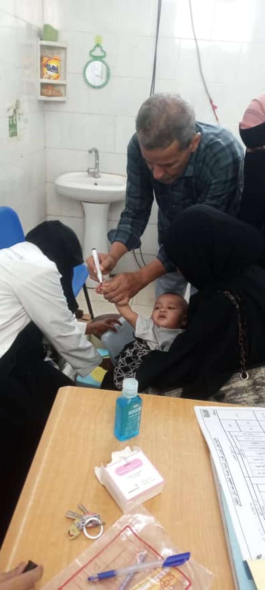 تدشين الحملة الوطنية الطارئة للتحصين ضد شلل الأطفال بالشيخ عثمان 