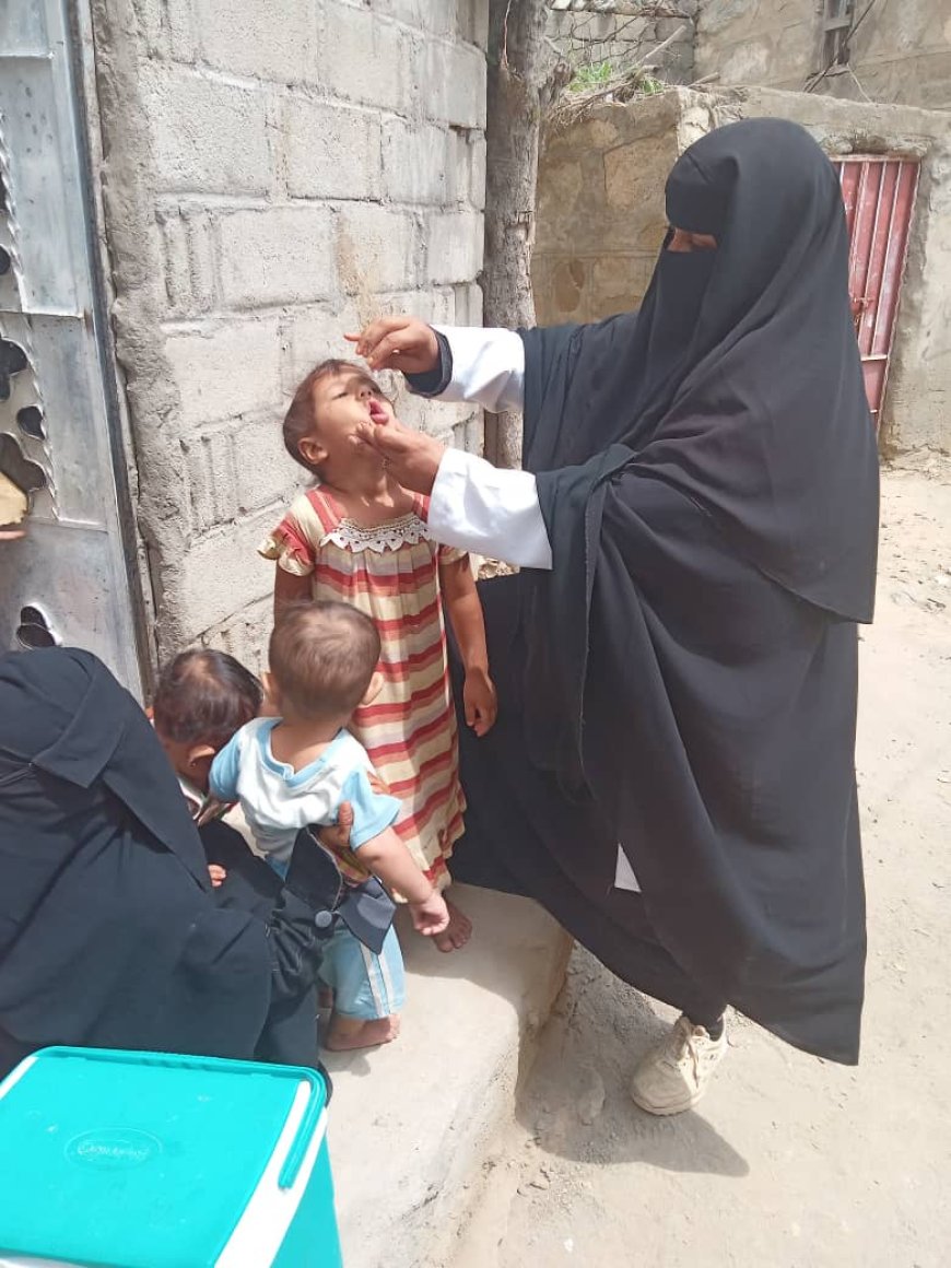 ضمن الجولة الثانية للتحصين ضد شلل الأطفال فرق التحصين بالمركز الصحي الحضن تستمر بنزولها الميداني