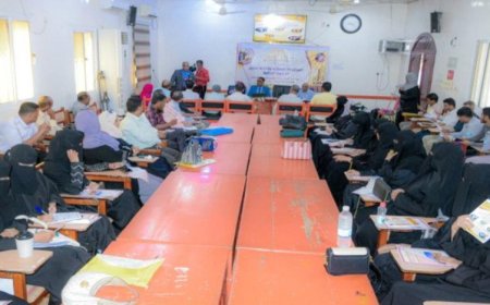 جامعة عدن تختتم المرحلة النهائية لإعداد تقرير الدراسة الذاتية بكلية اللغات والترجمة