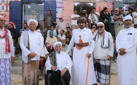 مدير عام شبام يشارك أبناء الحوطة احتفالات مطلع "شيخ المطالع" ويشدد على صون موروث الهوية الحضرمية