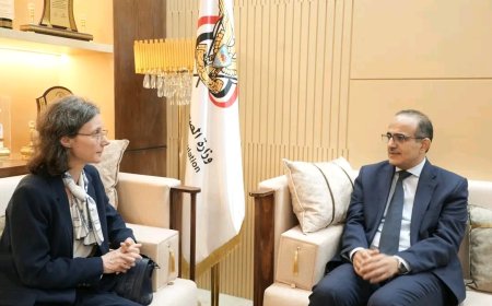 وزير الصحة يبحث مع السفيرة الفرنسية تعزيز التعاون الصحي