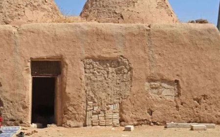 أسرة فقيرة من ابين تناشد رجال الخير مساعدتها في بناء منزل لها