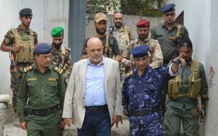 محافظ تعز يزور إدارة الشرطة ويشدد على اليقظة الأمنية وضبط المطلوبين 