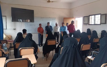 عميد كلية مجتمع أبين التقنية يدشن بدء الدراسة بقسم التمريض في زنجبار
