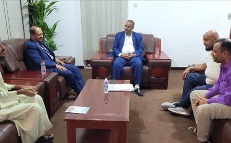الزعوري يشيد بالدعم الكويتي ويبحث آفاق التعاون الإنساني مع بيت الزكاة