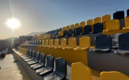 تدشين تركيب مقاعد مدرجات ملعب الناصر عرفان بلودر