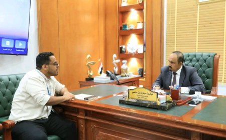 محافظ حضرموت يبحث مع منسق الـ "UNDP" مستجدات مشاريع التنمية واقتراب الانتهاء من مركز صادرات الأسماك بالمكلا