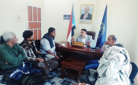 رئيس تنفيذية انتقالي أبين يناقش آليات التنسيق المشترك بين السلطة المحلية واللجنة الأهلية بزنجبار