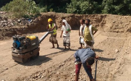 لحج رئيس جمعية مستخدمي مياه الري بالمسيمير برفقة الأمين العام للجمعية يتفقدان عدد من المشاربع والمواقع الزراعية