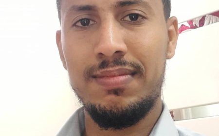 مدير سوق القات المركزي: نعمل بشفافية ونوفر الأمن والتسهيلات رغم التحديات ونطالب بدعم أكبر للنظافة والخدمات