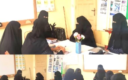 معلمات اللغة الإنجليزية يناقشن سبل التطوير المهني في مجمع الحمزة التربوي بتعز