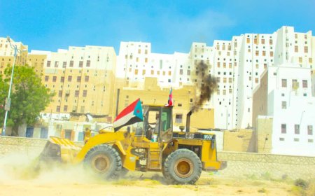 تصفية مسيال شبام (البطحاء) ضمن التحضيرات الجارية لفعالية الذكرى 62 لثورة 14 أكتوبر المجيدة