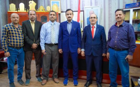 محافظ شبوة يبحث مع لجنة الهيئة العامة للتأمينات سبل تطوير فرع الهيئة بالمحافظة