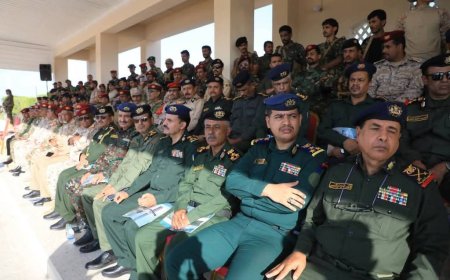 مدير عام شرطة شبوة يشهد حفل تخرج دفعة "السلم والبناء" من كلية الشرطة حضرموت بالتزامن مع ذكرى ثورة 14 أكتوبر 