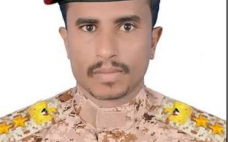 القائد شريف الحوشبي قائد المقاومة الجنوبية بلحج يهنئ محافظ المحافظة ومدير الأمن بالذكرى ال 62 لثورة 14 أكتوبر المجيدة