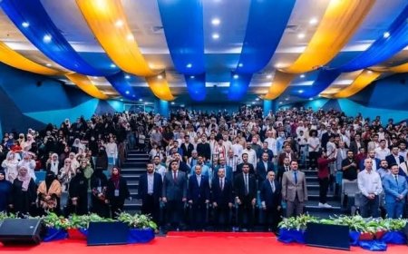 إتّحاد طلاب اليمن بماليزيا ينظم بالتعاون مع الجالية إحتفالاً خطابياً وفنياً بمناسبة الذكرى الثانية والستين لثورة 14 أكتوبر المجيدة