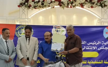 أبين تحتفل بذكرى أكتوبر المجيد الذي يحمل رقم 62 بابتهاج راقص