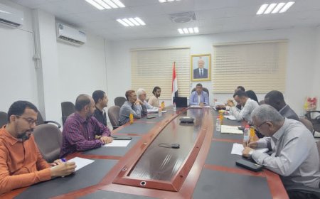 وكيل وزارة الصناعة لقطاع التجارة الداخلية يناقش مع برنامج الأغذية العالمية تعزيز الأمن الغذائي واستقرار السوق المحلية