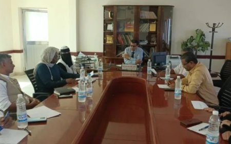 لقاء يجمع مدير عام مكتب الصحة بلحج ومدير التغذية منظمة اليونيسيف مع المانح بنك الاعمار الألماني لمناقشة مشاريع المنظمة