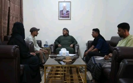 محافظ سقطرى يلتقي فريق منتدى مناخ مستدام ويؤكد دعم السلطة المحلية للمبادرات البيئية