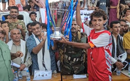 وسط حضور جماهيري كبير.. تضامن لودر يخطف كأس بطولة شهداء آل السيد الكروية بلودر
