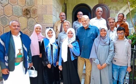 محافظ تعز يودع الطلاب الفائزين بمسابقة تحدي القراءة العربي ويؤكد دعمه للمبدعين والموهوبين