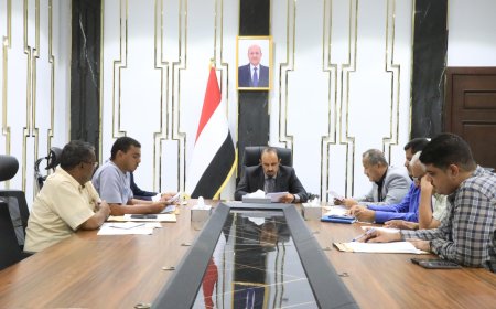 لجنة المناقصات الرئيسية تُقر المعالجات الهادفة لاستكمال مشروع محطة رفع المجاري بمدينة الشحر