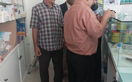 الصحة في عدن تواصل حملة الرقابة والتفتيش على صيدليات المنصورة