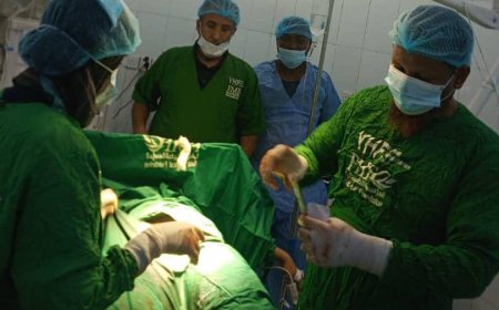 نجاح العملية القيصرية الثانية والعشرون في مستشفى أحور.. ولادة لابنة مدير التربية بالمديرية
