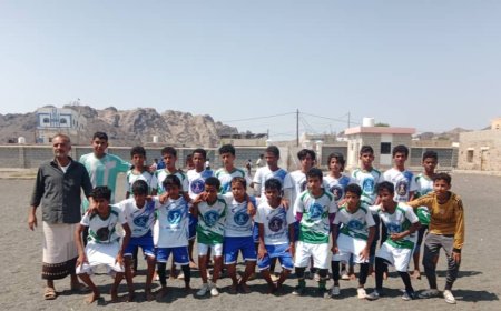 إنطلاق الدوري الكروي لمدرسة الصمود بنين في مديرية الملاح بلحج