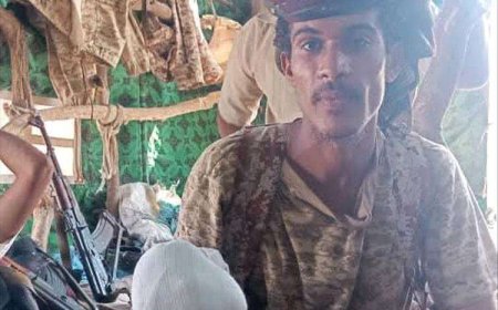 جندي يعثر على كنز ثمين في الساحل الغربي