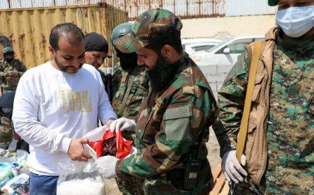 النيابة الجزائية المتخصصة بعدن تتلف طنًّا و8 كيلو من المخدرات ضبطتها الحملة الأمنية المشتركة في ساحل رأس العارة