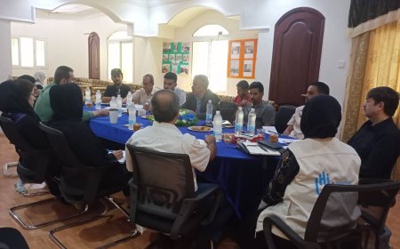 مكتب تنسيق الأعمال المتعلقة بالألغام (YMACC) يعقد الاجتماع الدوري التقييمي الشهري للشركاء المنفذين