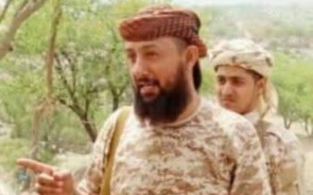 القائد العسكري والشيخ القبلي ورجل الدولة الناجح العميد/ أنور علي حسن العمري نائب وزير الأوقاف والإرشاد