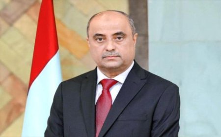 الإعلامي فيصل غرامة يدعو الجميع لمساندة رئيس الوزراء والوقوف إلى جانبه في معركته للإصلاحات الاقتصادية