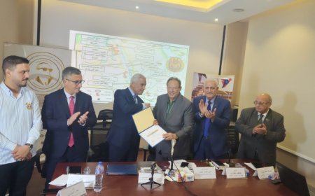 الرئيس ناصر يشارك في ندوة فكرية حول الدور العربي في حرب أكتوبر وإغلاق مضيق باب المندب