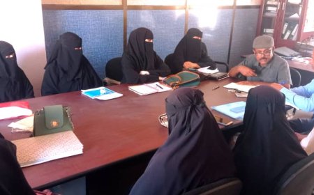 مدير التوجيه التربوي بلحج يترأس الاجتماع الدوري لتوجيه الحوطة