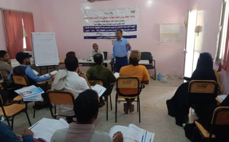 برنامج التحصين الموسع بلحج يستكمل الدورة التدريبية للعاملين الصحيين مقدمي خدمة التحصين بالمرافق الصحية