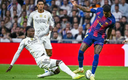 ريال مدريد يتفوق على برشلونة ويتصدر الليغا