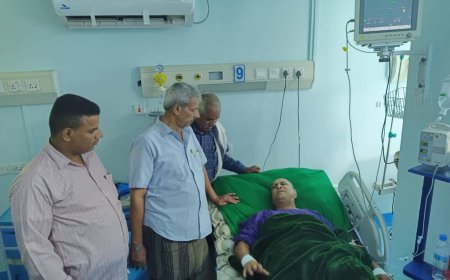 محافظ لحج التركي يزور مدير عام تبن للاطمئنان على صحته بعد نجاح العملية القلبية