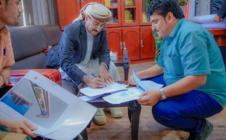 محافظ شبوة يصادق على مخطط توسعة حرم المدينة الطبية في عتق