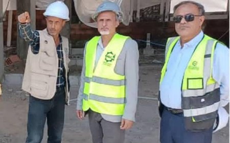 الوكيل الشبحي يتفقد سير الأعمال الإنشائية لمشروع بناء مخازن الأدوية واللقاحات المركزية بالعاصمة عدن الذي تنفذه منظمة UNOPS بتمويل من الحكومة الألمانية 