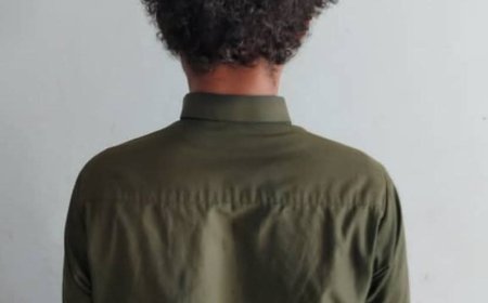 شرطة مديرية عرماء تتمكن من القاء على شخص قام بسرقة سيارة وتستعيد السيارة إلى مالكها