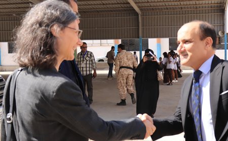 مدير عام دارسعد يستقبل السفيرة الفرنسية لدى بلادنا والوفد المرافق لها_ ويطلع معهم على مطبخ إعداد الوجبات الصحية لطلاب المدارس