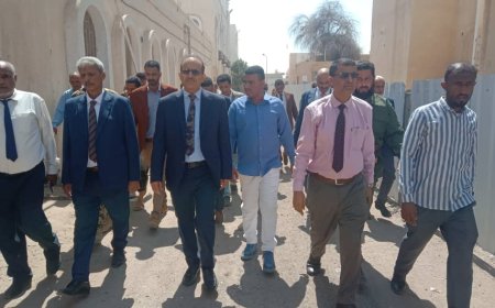 وزير الصحة العامة والسكان ومحافظ لحج يتفقدان عدد من المرافق الصحية بالمحافظة