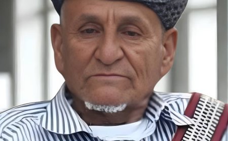 الشيخ قاسم محمد الكسادي يُعزّي مدير عام مديرية سباح يافع في وفاة والده